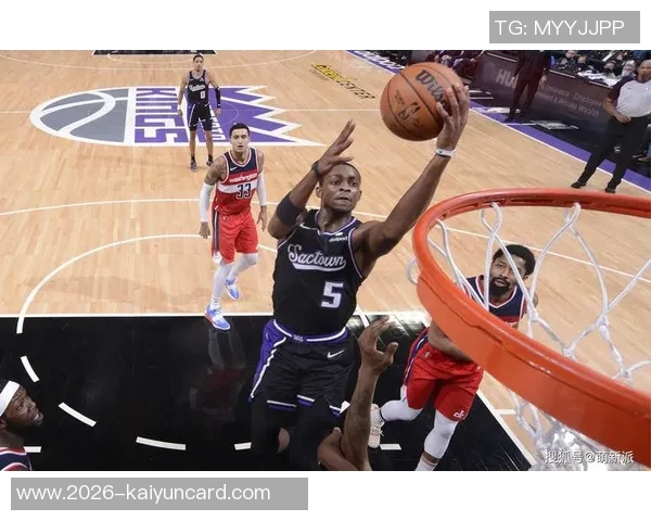 巴恩斯赞福克斯领导风格独特队友们愿意全力支持他 巴恩斯赞福克斯领导风格独特队友们愿意全力支持他