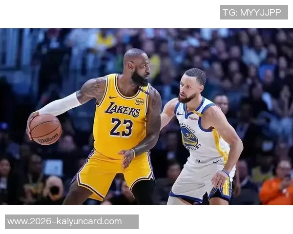 皮尔斯称赞库里超越詹姆斯三次总决赛胜利与全票MVP成就显著 皮尔斯称赞库里超越詹姆斯三次总决赛胜利与全票MVP成就显著